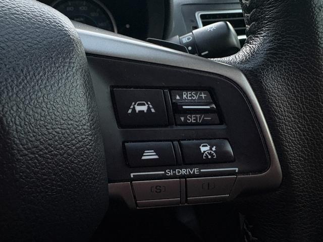 インプレッサスポーツ ２．０ｉアイサイト　検・２年付／後期／ナビ／Ｂカメ／Ｂｌｕｅｔｏｏｔｈ／関東仕入／禁煙／ＨＩＤ／クルコン／ＨＩＤ／ＴＶ／ＥＴＣ／ＡＵＴＯライト／Ｐスタート／Ｓキー／Ｆフォグ／Ｔチェーン（17枚目）