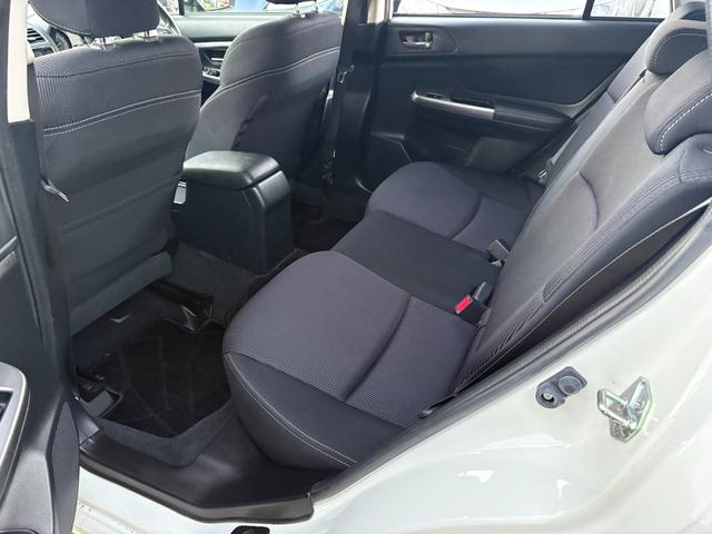 インプレッサスポーツ ２．０ｉアイサイト　検・２年付／後期／ナビ／Ｂカメ／Ｂｌｕｅｔｏｏｔｈ／関東仕入／禁煙／ＨＩＤ／クルコン／ＨＩＤ／ＴＶ／ＥＴＣ／ＡＵＴＯライト／Ｐスタート／Ｓキー／Ｆフォグ／Ｔチェーン（37枚目）