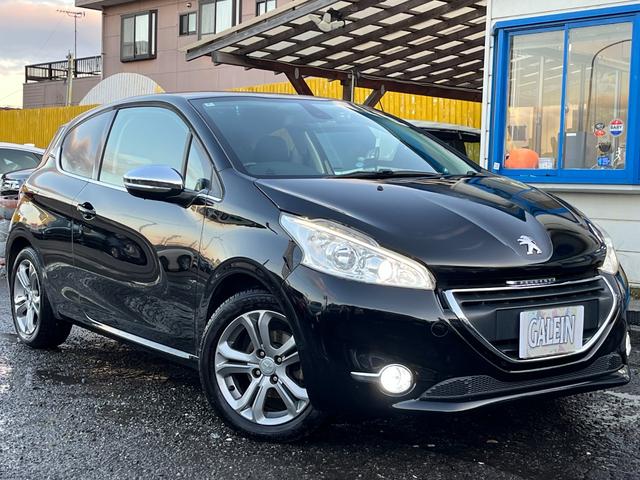 PEUGEOT 208 ALLURE