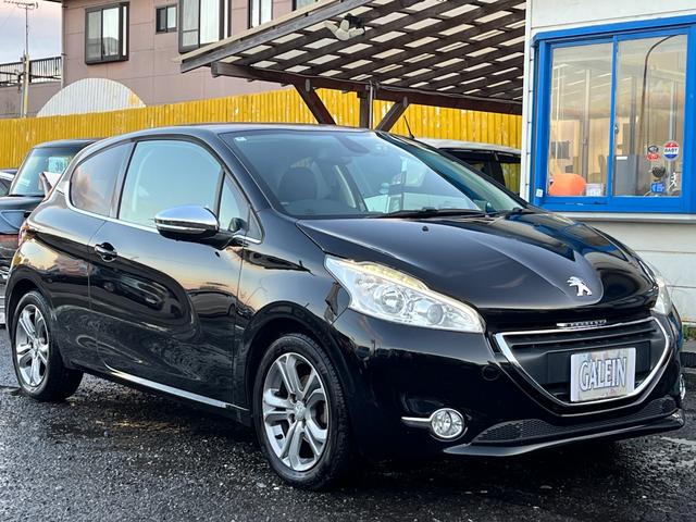 PEUGEOT 208 ALLURE