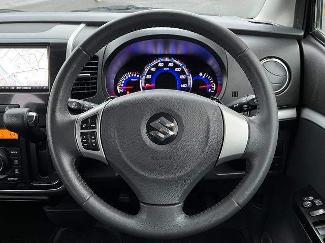 ワゴンＲスティングレー Ｔ　検・２年／２．８万キロ／禁煙車／ナビ／関東仕入／ターボ車／スマートキー／オートＡＣ／Ｔチェーン車／パドルシフト／ＭＴモード付／オートライト／専用エアロ／専用１５ＡＷ／ドアバイザー／ＨＩＤ（31枚目）
