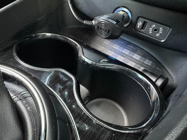 MINI クーパーSD クラブマン 検・2年/ナビ/Bカメ/Bluetooth/禁煙/関東入/ETC/MTモード/Tチェーン/純正17W/前後ドラレコ/LEDライト&LEDフォグ/PVガラス/スマキー/革調シートカバー/パークセンサー(43枚目)