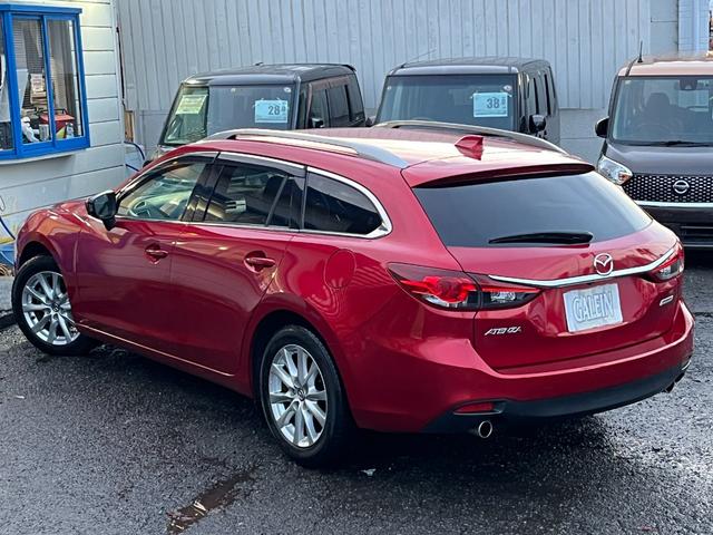 キーレス＆スマートキーも付いており、鍵を挿さなくてもドア鍵の開閉やエンジンスタートが可能です♪走行安定性も◎です♪コンパクトカーですので運転もしやすく、街乗りには最適な車両です♪