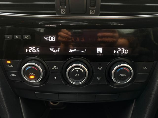 オートエアコン♪ボタンひとつで快適な温度を提供してくれます♪エアコンの冷暖房もしっかりと効きますので安心ですね♪