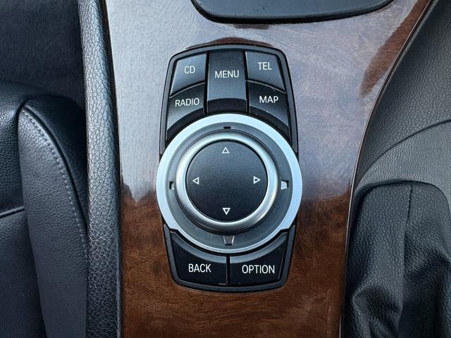 3シリーズ 320iツーリング 検2年/後期/黒革/ナビ/禁煙/関東入/AUX接続/ETC/HID/コンフォートアクセス/AUTOライト/純正16AW/Pスタート/Tチェーン/ハイライン本木目パネル/シートヒーター/ドラレコ(34枚目)