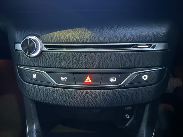 308 SW アリュール 検・2年/ナビ/Bカメ/Bluetooth/地デジ/禁煙/クルコン/ETC/障害物センサー/レーンキープアシスト/衝突軽減ブレーキ/LEDヘッドライト/純正16AW/Sキー/Pスタート(36枚目)