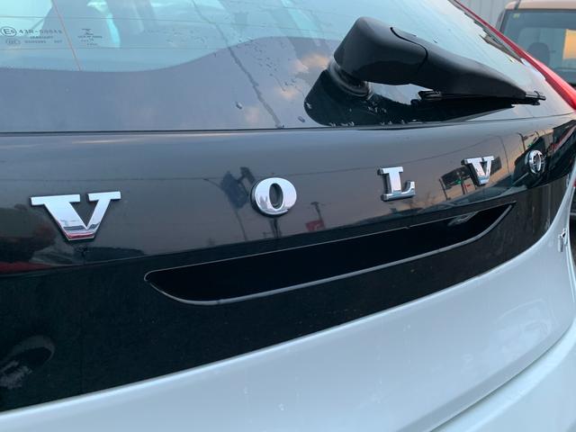 Ｖ４０ Ｔ４　ＳＥ　検２年／ナビ／Ｂカメラ／Ｂｌｕｅｔｏｏｔｈ／ベージュ革／セーフティＰＫＧ／全車速追従機能付きＡＣＣ／ＲＳＩ／ＢＬＩＳ／レーンキープアシスト／電動シート／シートヒーター／ＨＩＤ／ＥＴＣ／禁煙車／関東仕入（55枚目）