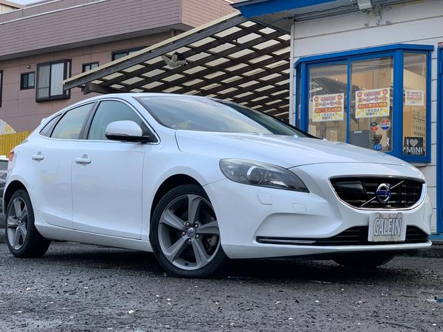 Ｖ４０ Ｔ４　ＳＥ　検２年／ナビ／Ｂカメラ／Ｂｌｕｅｔｏｏｔｈ／ベージュ革／セーフティＰＫＧ／全車速追従機能付きＡＣＣ／ＲＳＩ／ＢＬＩＳ／レーンキープアシスト／電動シート／シートヒーター／ＨＩＤ／ＥＴＣ／禁煙車／関東仕入（68枚目）
