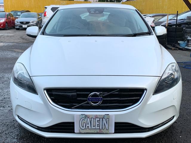 Ｖ４０ Ｔ４　ＳＥ　検２年／ナビ／Ｂカメラ／Ｂｌｕｅｔｏｏｔｈ／ベージュ革／セーフティＰＫＧ／全車速追従機能付きＡＣＣ／ＲＳＩ／ＢＬＩＳ／レーンキープアシスト／電動シート／シートヒーター／ＨＩＤ／ＥＴＣ／禁煙車／関東仕入（72枚目）