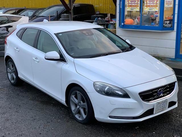 Ｖ４０ Ｔ４　ＳＥ　検２年／ナビ／Ｂカメラ／Ｂｌｕｅｔｏｏｔｈ／ベージュ革／セーフティＰＫＧ／全車速追従機能付きＡＣＣ／ＲＳＩ／ＢＬＩＳ／レーンキープアシスト／電動シート／シートヒーター／ＨＩＤ／ＥＴＣ／禁煙車／関東仕入（73枚目）