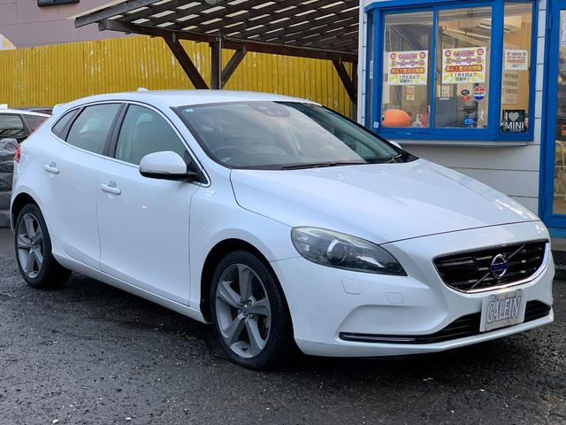 Ｖ４０ Ｔ４　ＳＥ　検２年／ナビ／Ｂカメラ／Ｂｌｕｅｔｏｏｔｈ／ベージュ革／セーフティＰＫＧ／全車速追従機能付きＡＣＣ／ＲＳＩ／ＢＬＩＳ／レーンキープアシスト／電動シート／シートヒーター／ＨＩＤ／ＥＴＣ／禁煙車／関東仕入（76枚目）