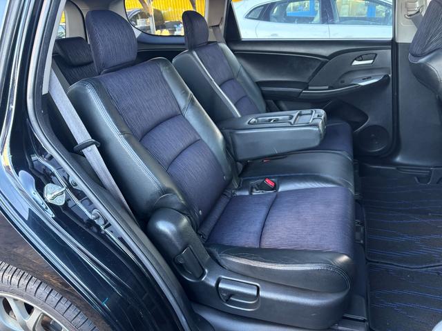 オデッセイ アブソルート ナビ Bカメラ 後席モニター 関東仕入 禁煙 TV DVD再生 HID ETC 純正18AW キーレス Tチェーン Mウィンカー(17枚目)