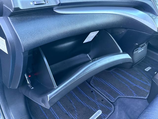 オデッセイ アブソルート ナビ Bカメラ 後席モニター 関東仕入 禁煙 TV DVD再生 HID ETC 純正18AW キーレス Tチェーン Mウィンカー(61枚目)