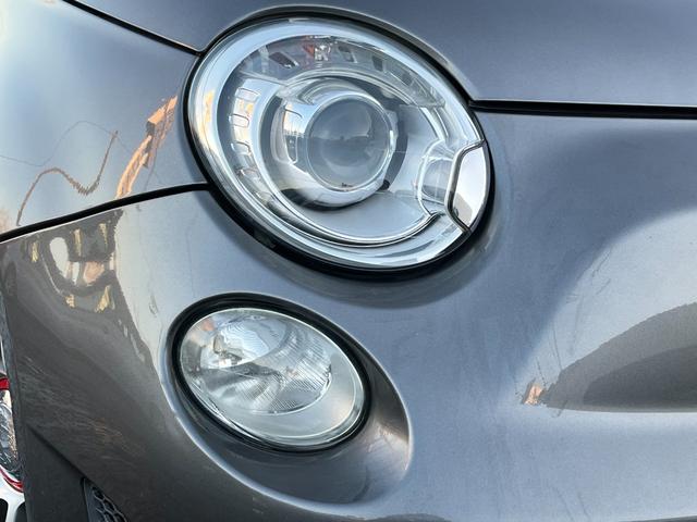 アバルト５９５ ツーリズモ　検２年／ＥＴＣ／キーレス／ＨＩＤ／禁煙車／関東仕入／パドルシフト／レコードモンツァマフラー装備車／専用ヘッドレスト一体型レザースポーツシート／ＫＯＮＩ製アブソーバー／フォグランプ／ブーストメーター（30枚目）