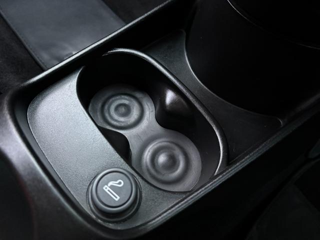 アバルト５９５ ツーリズモ　検２年／ＥＴＣ／キーレス／ＨＩＤ／禁煙車／関東仕入／パドルシフト／レコードモンツァマフラー装備車／専用ヘッドレスト一体型レザースポーツシート／ＫＯＮＩ製アブソーバー／フォグランプ／ブーストメーター（36枚目）