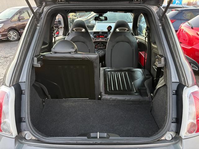 アバルト５９５ ツーリズモ　検２年／ＥＴＣ／キーレス／ＨＩＤ／禁煙車／関東仕入／パドルシフト／レコードモンツァマフラー装備車／専用ヘッドレスト一体型レザースポーツシート／ＫＯＮＩ製アブソーバー／フォグランプ／ブーストメーター（41枚目）