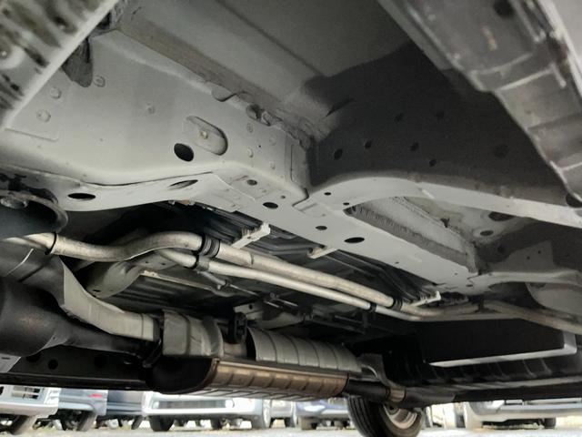 セレナ ハイウェイスター　Ｖセレ＋セーフティＩＩ　ＳＨＶ　後期型／外ナビ／全方位カメラ／両側電動／リアモニター／禁煙車／ＴＶ／ＬＥＤヘッド／Ｂｌｕｅｔｏｏｔｈ／ＤＶＤ再生／クルコン／Ｓキ―／Ｐスタート／ＥＴＣ／Ｄバイザー／Ｗミラー／ＬＤＷ（10枚目）