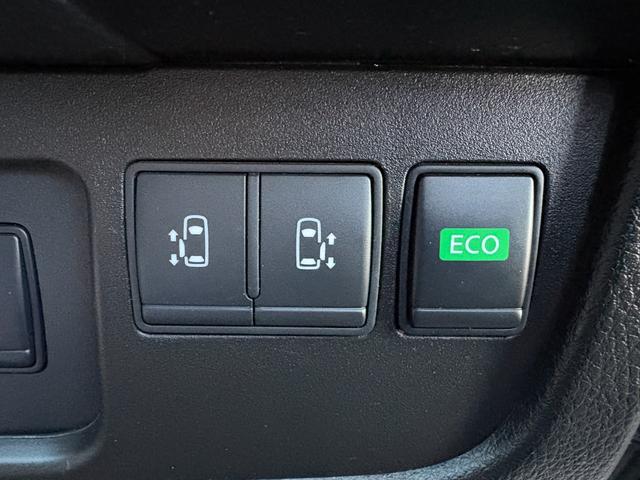 セレナ ハイウェイスター　Ｖセレ＋セーフティＩＩ　ＳＨＶ　後期型／外ナビ／全方位カメラ／両側電動／リアモニター／禁煙車／ＴＶ／ＬＥＤヘッド／Ｂｌｕｅｔｏｏｔｈ／ＤＶＤ再生／クルコン／Ｓキ―／Ｐスタート／ＥＴＣ／Ｄバイザー／Ｗミラー／ＬＤＷ（27枚目）