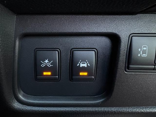 セレナ ハイウェイスター　Ｖセレ＋セーフティＩＩ　ＳＨＶ　後期型／外ナビ／全方位カメラ／両側電動／リアモニター／禁煙車／ＴＶ／ＬＥＤヘッド／Ｂｌｕｅｔｏｏｔｈ／ＤＶＤ再生／クルコン／Ｓキ―／Ｐスタート／ＥＴＣ／Ｄバイザー／Ｗミラー／ＬＤＷ（32枚目）