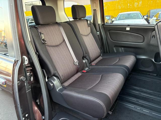 セレナ ハイウェイスター　Ｖセレ＋セーフティＩＩ　ＳＨＶ　後期型／外ナビ／全方位カメラ／両側電動／リアモニター／禁煙車／ＴＶ／ＬＥＤヘッド／Ｂｌｕｅｔｏｏｔｈ／ＤＶＤ再生／クルコン／Ｓキ―／Ｐスタート／ＥＴＣ／Ｄバイザー／Ｗミラー／ＬＤＷ（51枚目）