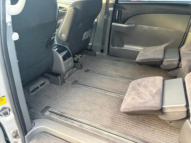 TOYOTA ESTIMA 2.4AERAS G EDITION