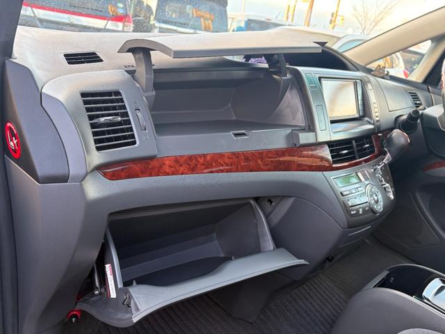 TOYOTA ESTIMA 2.4AERAS G EDITION