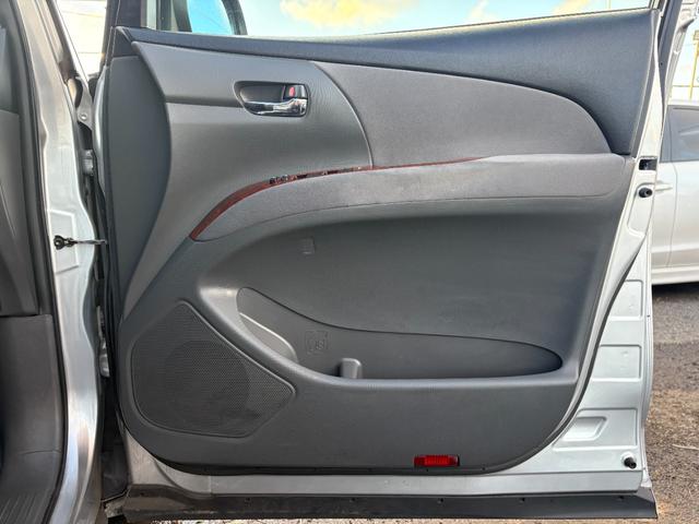 TOYOTA ESTIMA 2.4AERAS G EDITION