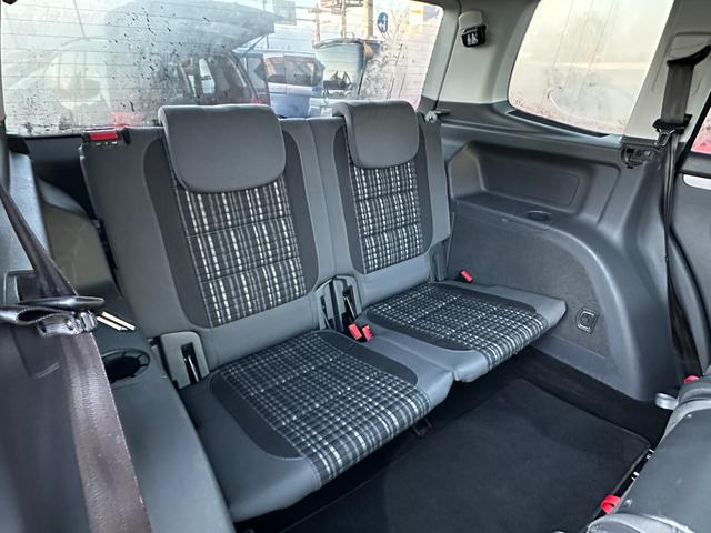 ゴルフトゥーラン クロストゥーラン　検・２年付／ナビ／Ｂカメ／Ｂｌｕｅｔｏｏｔｈ／ＴＶ／関東仕入／禁煙車／ＨＩＤ／ＥＴＣ／クルーズコントロール／パドルシフト／純正１７ＡＷ／キーレス／ＡＵＴＯライト／ＡＵＴＯエアコン（18枚目）