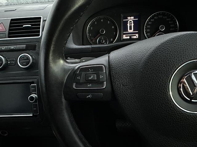 ゴルフトゥーラン クロストゥーラン　検・２年付／ナビ／Ｂカメ／Ｂｌｕｅｔｏｏｔｈ／ＴＶ／関東仕入／禁煙車／ＨＩＤ／ＥＴＣ／クルーズコントロール／パドルシフト／純正１７ＡＷ／キーレス／ＡＵＴＯライト／ＡＵＴＯエアコン（33枚目）