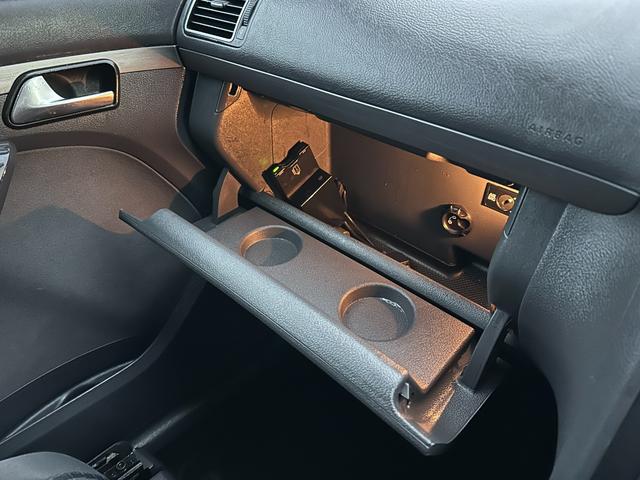 ゴルフトゥーラン クロストゥーラン　検・２年付／ナビ／Ｂカメ／Ｂｌｕｅｔｏｏｔｈ／ＴＶ／関東仕入／禁煙車／ＨＩＤ／ＥＴＣ／クルーズコントロール／パドルシフト／純正１７ＡＷ／キーレス／ＡＵＴＯライト／ＡＵＴＯエアコン（39枚目）