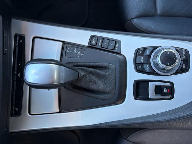 Ｚ４ ｓＤｒｉｖｅ２３ｉ　ハイラインパッケージ　検２年／黒革／ナビ／関東入／ＡＵＸ接続／ＥＴＣ／ＨＩＤ／ハイラインパッケージ／ＴＶ／ＡＵＴＯライト／純正１８ＡＷ／電動スタート／Ｔチェーン／シートヒーター／パワーシート／ＣＤ／ＤＶＤ／シートヒーター（27枚目）