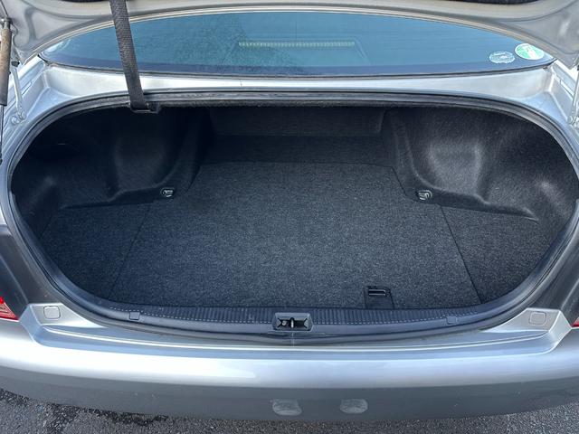 ����������ƂĂ��Y��ȏ�Ԃ̃g�����N���[���ƂȂ�܂���g�����N���[�����[���E���s��������A�傫�ȉו��ł��l�ߍ��߂܂��̂ŗ��֐����Ȏԗ��ƂȂ�܂���S���t�o�b�N���y�X���ςݒ����܂���