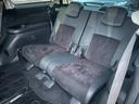 サードシートは狭く物足りない物が多い中こちらのサードシートは前列のシートと大差ないほどの座り心地とゆったり感があります♪窮屈感のある3列目の印象が変わります♪両サイドの収納も◎♪