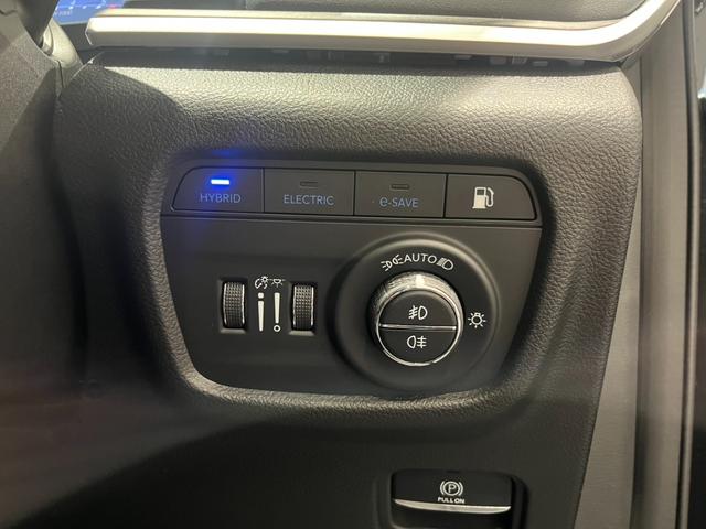 ジープ・グランドチェロキー４ｘｅ ３０ｔｈアニバーサリーエディション　弊社社有車　ワンオーナー　保証継承・認定中古車　ＬＥＤヘッドライト　純正ナビ　前席シートヒーター・ベンチレーション　前席パワーシート（Ｄ席メモリ付）　全周囲カメラ　フルセグＴＶ　ＨＵＤ　ＡＣＣ　ＢＳＭ（46枚目）