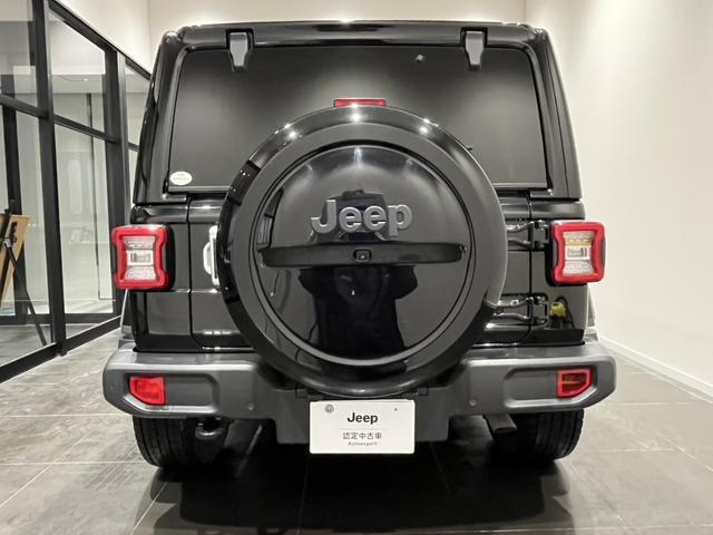 ジープ・ラングラーアンリミテッド サハラ　ワンオーナー　認定中古車　純正ＡＷ　前席シートヒーター　ＬＥＤヘッドライト　純正サイドステップ　ドラレコ（前後）　バック・サイド・フロントカメラ　ＡＣＣ　ＢＳＭ　ステアリングヒーター　ＥＴＣ（5枚目）