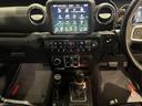 ジープ・ラングラーアンリミテッド サハラ　ワンオーナー　認定中古車　純正ＡＷ　前席シートヒーター　ＬＥＤヘッドライト　純正サイドステップ　ドラレコ（前後）　バック・サイド・フロントカメラ　ＡＣＣ　ＢＳＭ　ステアリングヒーター　ＥＴＣ（6枚目）