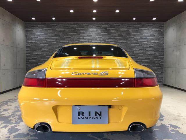 ９１１ ９１１カレラ４Ｓ　ティプトロニックＳ　左ハンドル　社外レカロシート（7枚目）