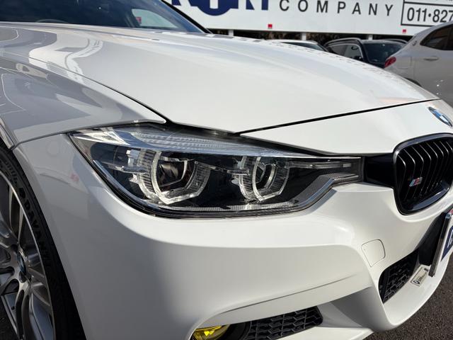 ３シリーズ ３２０ｉ　ｘＤｒｉｖｅ　Ｍスポーツ　レザーシート　１９インチＡＷ　ＴＶチューナー（25枚目）