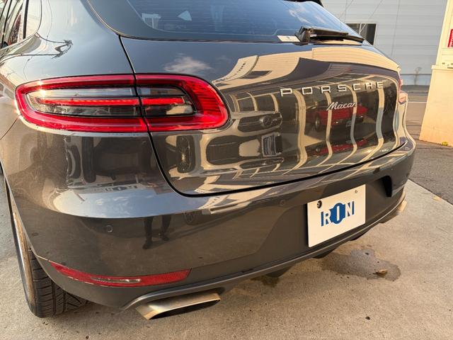 マカン マカン ターボ 4WD スライディングルーフ(30枚目)