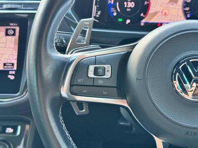 ティグアン TDI 4モーション Rライン ディナウディオ AW付冬タイヤ付属 ディスカバープロ 地デジ 全方位カメラ 黒革シート シートH パワーシート LEDライト デジタルメーター HUD 純正20AW オールインセーフティ 前後純正ドラレコ 禁煙車(26枚目)