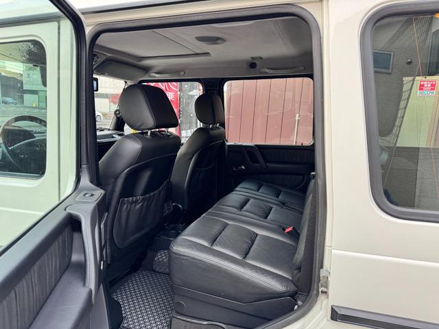 Gクラス G500 ロング 左H 黒革 SR カロッツェリアサイバーナビTV スピーカー、トゥイーターアンプセット リフトアップ 外オートステップ 外ドアミラー 外グリル ルーフライナー、SR張替済 AC修理済 冬タイヤあり(38枚目)