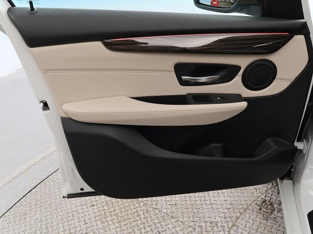 218d xDriveアクティブツアラーラグジュアリ パーキングサポートPKG ベージュ革 インテリジェントセーフティ 衝突軽減ブレーキ クリアランスソナー メモリ付パワーシート シートヒーター LEDヘッドランプ 純正ナビ バックカメラ 禁煙車(32枚目)