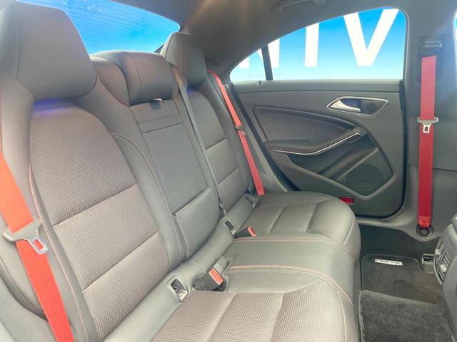 ＣＬＡクラス ＣＬＡ４５　４マチック　アドバンストパッケージ　パノラミックスライディングルーフ　レーダーセーフティパッケージ　純正ナビ　バックカメラ　ディストロニックプラス　パフォーマンスシート　ｈａｒｍａｎ／ｋａｒｄｏｎ　ＬＥＤヘッド（11枚目）