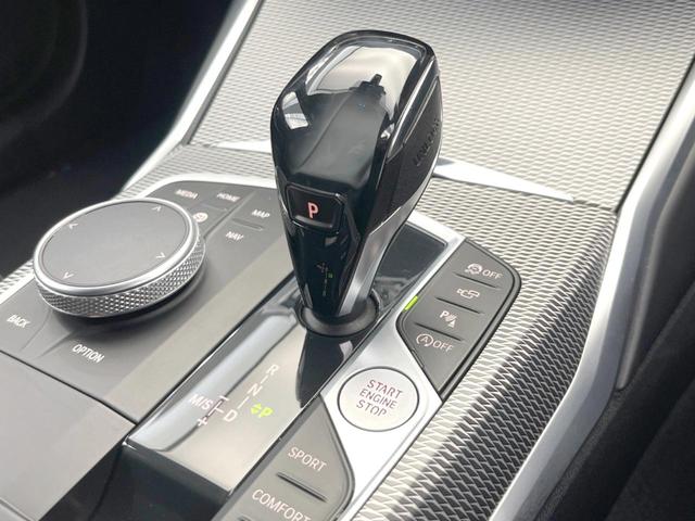 ３シリーズ ３２０ｄ　ｘＤｒｉｖｅツーリングＭスポツＥＤジョイ＋　アクティブクルーズコントロール　全周囲カメラ　電動リアゲート　パワーシート　シートヒーター　クリアランスソナー　レーンアシスト　ハーフレザーシート　ＬＥＤヘッドライト　純正ナビ　Ｂｌｕｅｔｏｏｔｈ（12枚目）