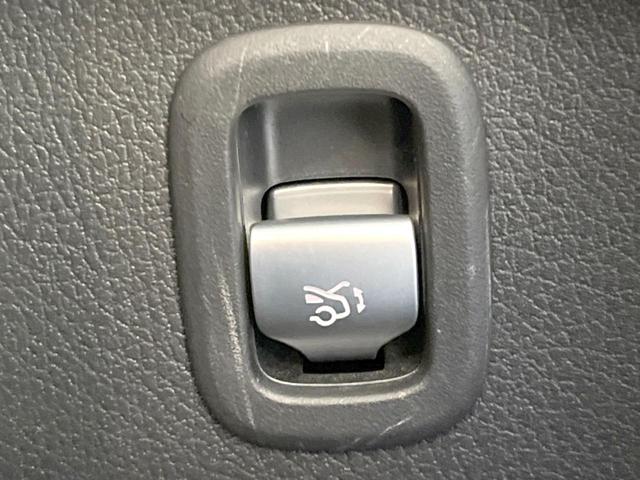 Ｃクラスオールテレイン Ｃ２２０ｄ　４マチック　オールテレイン　現行モデル　レザーエクスクルーシブパッケージ　パノラミックスライデイングルーフ　レーダーセーフティパッケージ　黒革シート　シートヒーター　純正ナビ　全周囲カメラ　電動リアゲート　パークトロニック（46枚目）