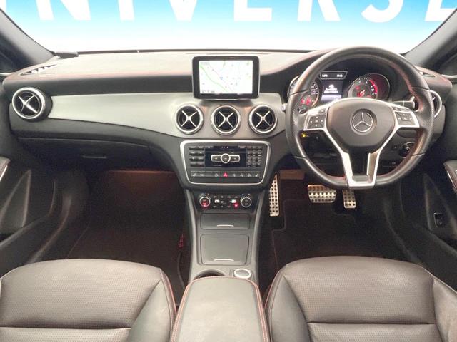 GLAクラス GLA250 4マチック スポーツ AMGレザーエクスクルーシブパッケージ レーダーセーフティパッケージ harman/kardon 黒革シート シートヒーター ディストロニックプラス 純正ナビ バックカメラ ルーフレール パドルシフト(2枚目)