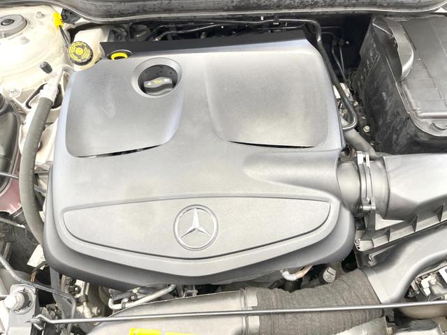 GLAクラス GLA250 4マチック スポーツ AMGレザーエクスクルーシブパッケージ レーダーセーフティパッケージ harman/kardon 黒革シート シートヒーター ディストロニックプラス 純正ナビ バックカメラ ルーフレール パドルシフト(23枚目)