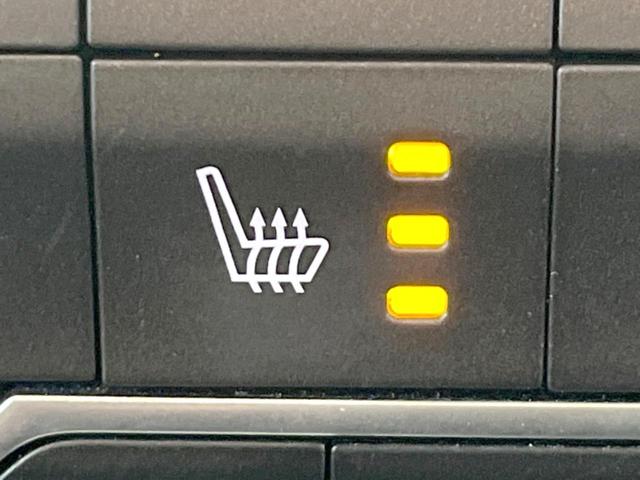 ジープ・ラングラーアンリミテッド サハラ 「Jeep」刺?入り黒革シート シートヒーター アダプティブクルーズコントロール LEDヘッドランプ バック・サイド・フロントカメラ クリアランスソナー 純正ナビTV Bluetooth ETC(6枚目)
