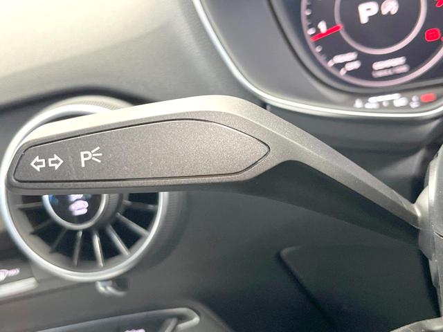 ＴＴクーペ ２．０ＴＦＳＩ　クワトロ　Ｓラインパッケージ　アシスタンスパッケージ　バーチャルコックピット　純正ナビ　バックカメラ　クルーズコントロール　アルカンターラシート　純正１８インチアルミホイール　Ｓラインスポーツサスペンション（34枚目）