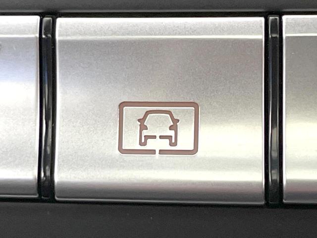 ＧＬＡクラス ＧＬＡ２５０　４マチック　レザーエクスクルーシブＰＫＧ　レーダーセーフティＰＫＧ　サンルーフ　純正ナビ　バックカメラ　ｈａｒｍａｎ／ｋａｒｄｏｎ　黒革シート　シートヒーター　パワーシート　純正１８インチアルミホイール（27枚目）